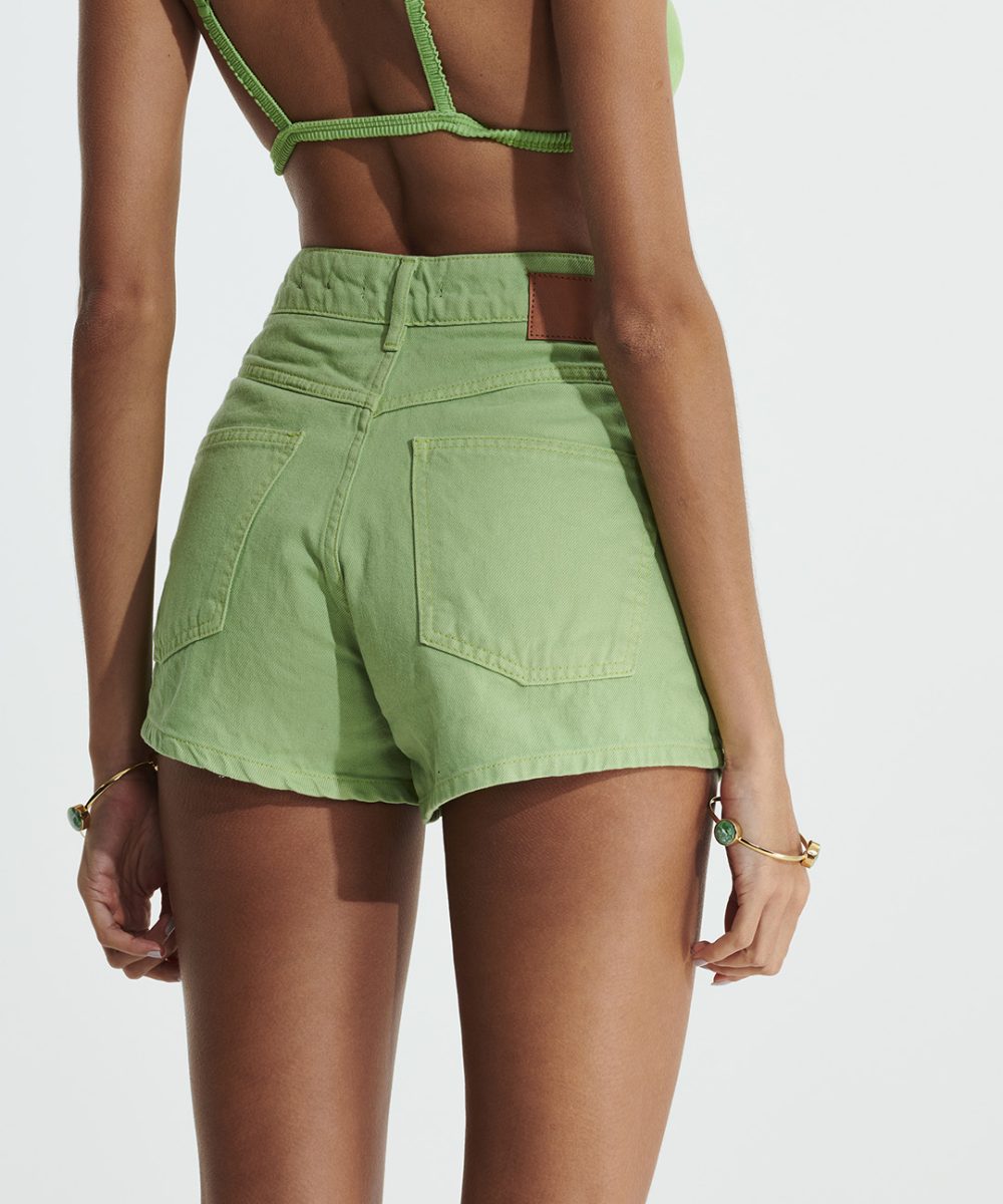 Alternative view of Short Sarja Cecci - L'Cecci