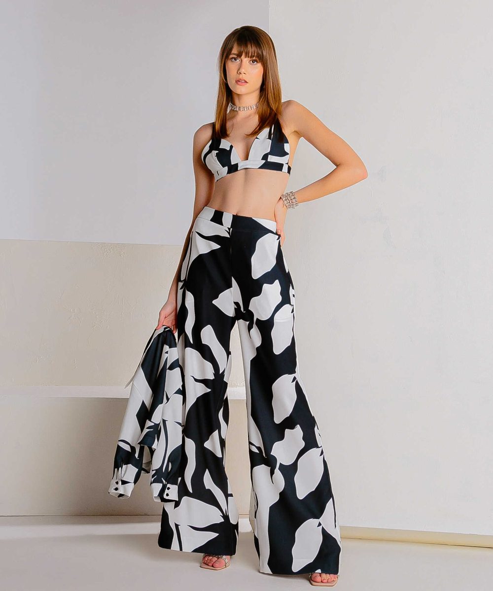 Alternative view of Conjunto Casaco Top E Calça - CAOS