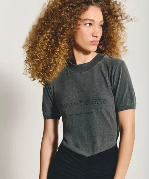 Alternative view of T-shirt Jardim Secreto Cinza Chumbo - ByNV
