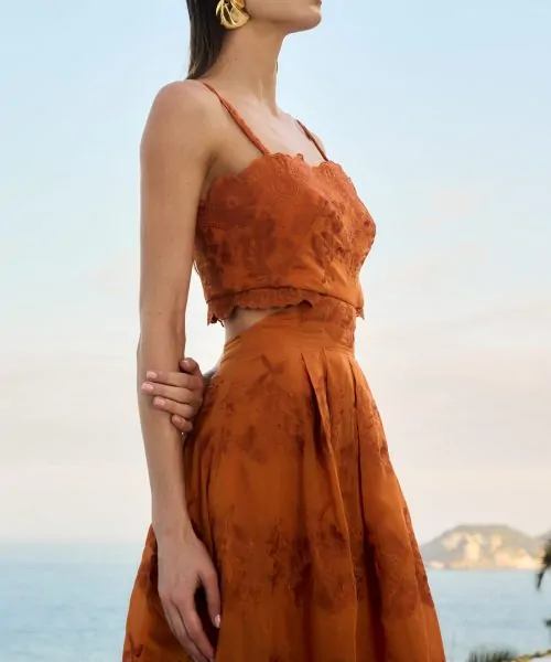 Alternative view of Vestido Midi Laranja com Bordado e Recortes - Anne Fernandes