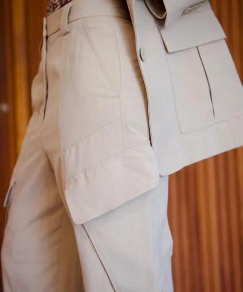 Alternative view of Calca Bolsos Kaki