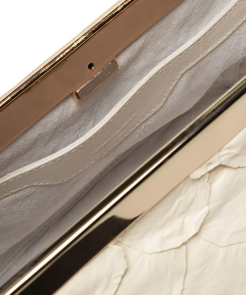 Alternative view of Clutch Pirarucu Ité Off white - Osklen